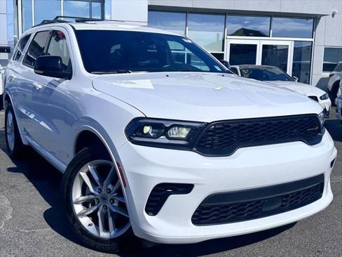 Certified 2024 Dodge Durango GT AWD/4WD image 1