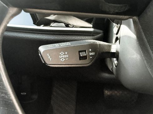 Used 2022 Audi A8 L 3.0T image 21