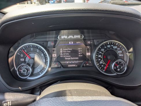 Used 2022 RAM 1500 Big Horn AWD/4WD image 15
