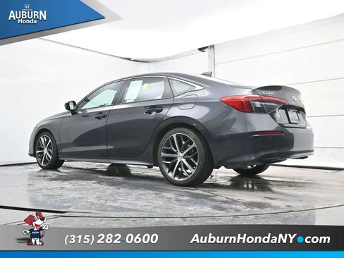 Used 2024 Honda Civic Touring image 12