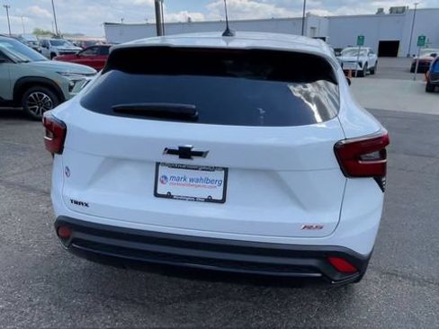 New 2026 Chevrolet Trax RS w/ Driver Confidence Package FWD image 9