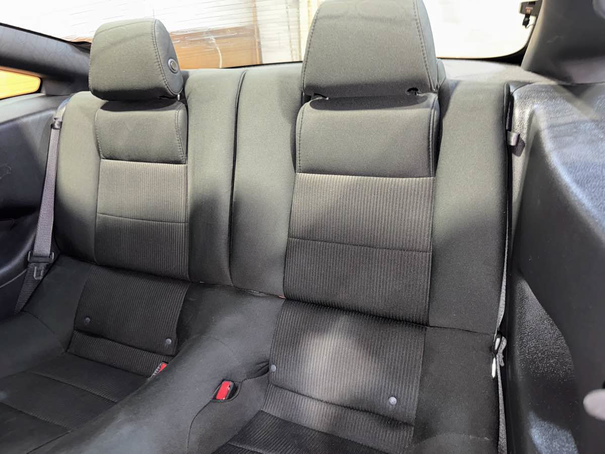 Used 2013 Ford Mustang Coupe RWD image 19