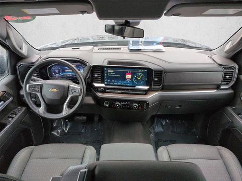 Used 2023 Chevrolet Silverado 1500 LT image 17