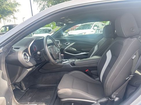 Used 2023 Chevrolet Camaro SS image 9