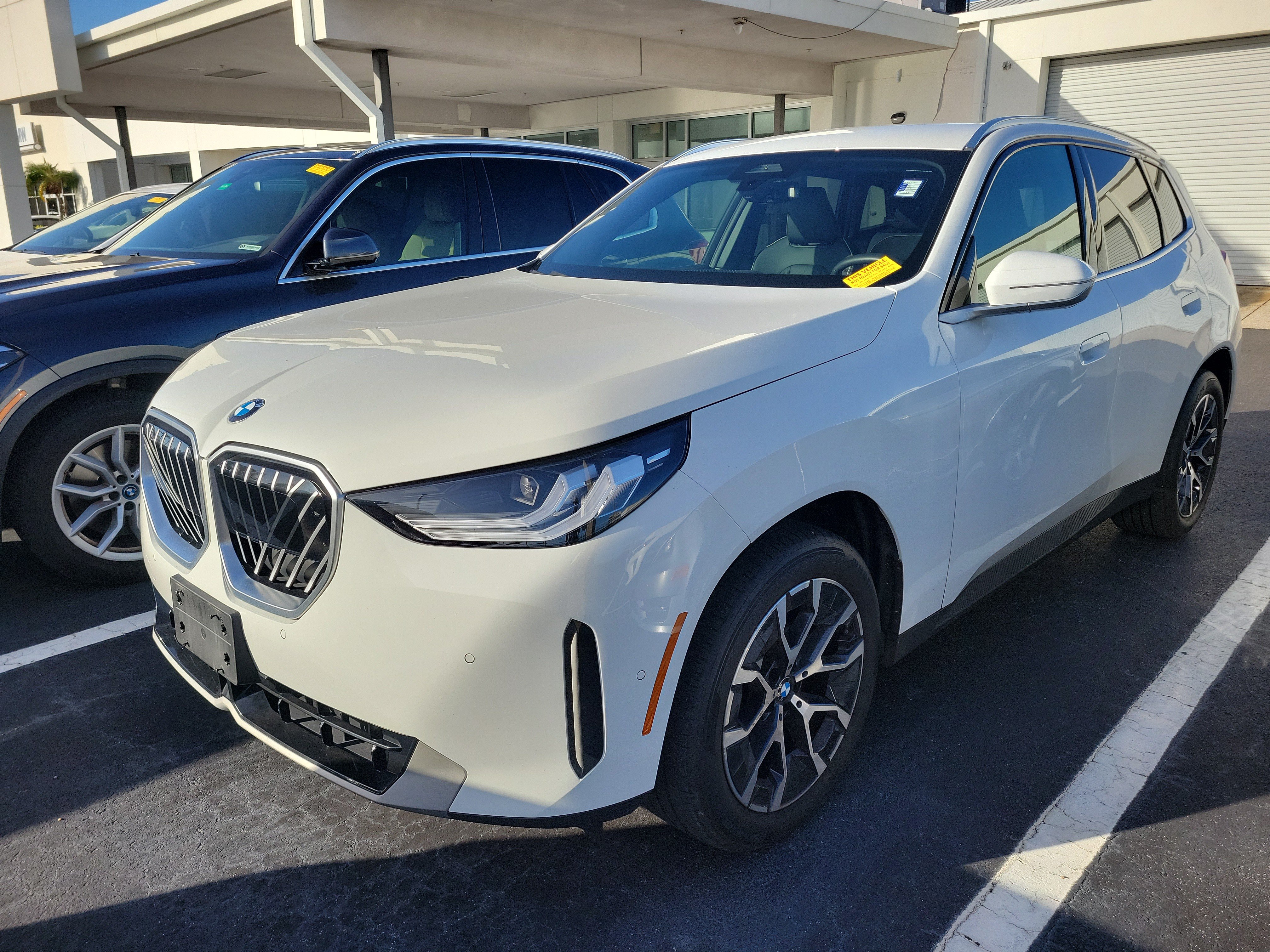 Used 2025 BMW X3 xDrive30i AWD/4WD image 1