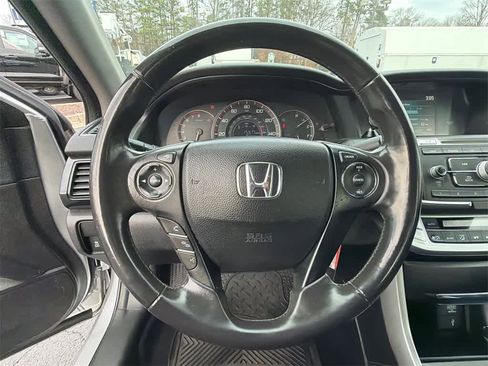 Used 2015 Honda Accord Sport image 21