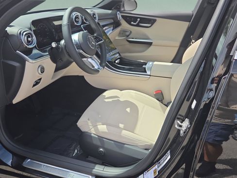 New 2026 Mercedes-Benz C 300 4MATIC Sedan image 9
