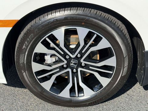 Certified 2026 Honda Odyssey Elite image 5