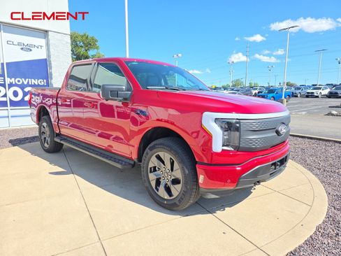 New 2025 Ford F150 Lightning Flash image 3