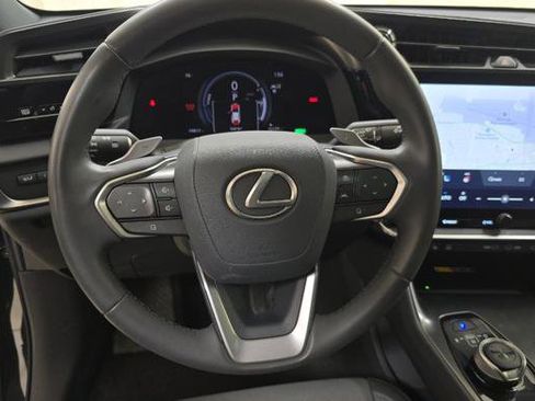 Used 2023 Lexus RZ 450e Premium w/ Technology Package image 6