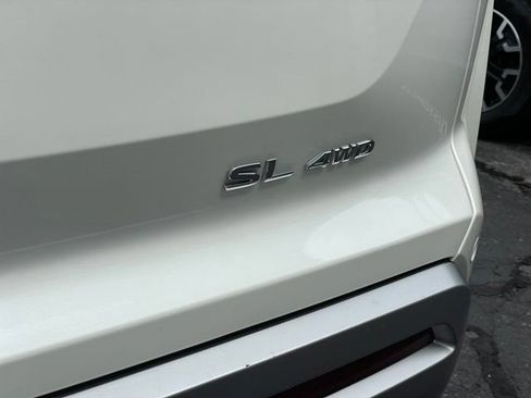 Certified 2024 Nissan Pathfinder SL AWD/4WD image 28