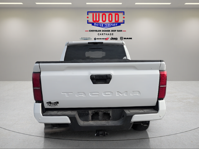 Used 2024 Toyota Tacoma TRD Off-Road w/ TRD Off Road Upgrade Package AWD/4WD image 5