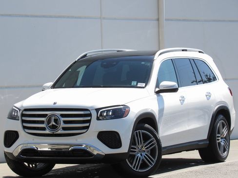 New 2025 Mercedes-Benz GLS 450 4MATIC image 1