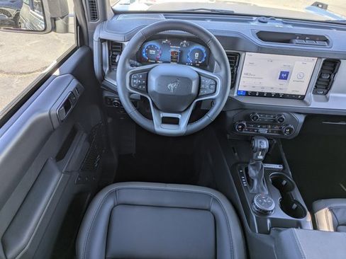 New 2025 Ford Bronco Outer Banks image 18