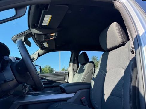 New 2026 RAM 1500 Express AWD/4WD image 24
