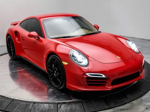 Used 2014 Porsche 911 Turbo S AWD/4WD image 29