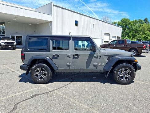 Used 2019 Jeep Wrangler Unlimited Sport S AWD/4WD image 7