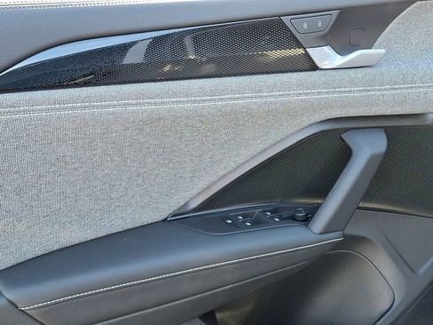 New 2025 Volkswagen Tiguan S image 8