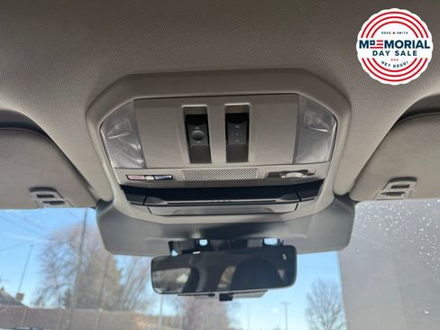 Used 2023 Subaru Ascent Touring AWD/4WD image 18