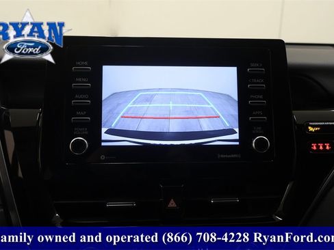 Used 2024 Toyota Camry SE image 23