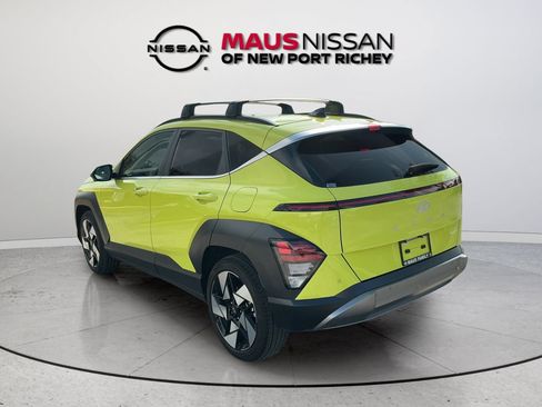 Used 2024 Hyundai Kona Limited FWD image 8