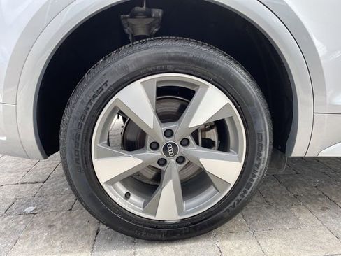 Used 2023 Audi Q5 2.0T Premium Plus w/ Premium Plus Package AWD/4WD image 37