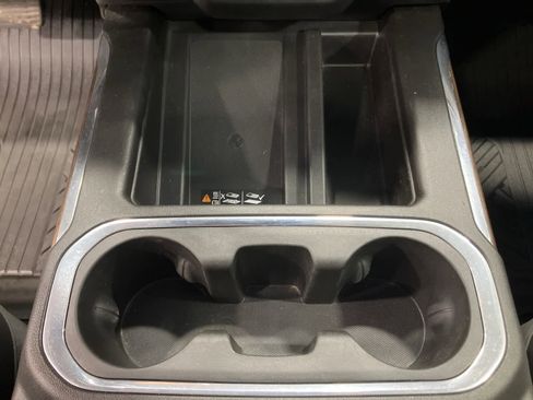 Used 2022 Chevrolet Silverado 2500 High Country image 21