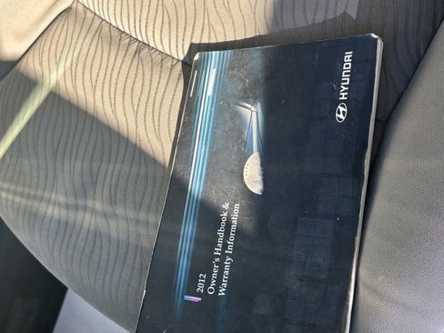 Used 2012 Hyundai Accent GLS w/ Premium Pkg 3 image 14