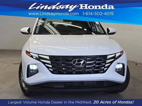 Used 2024 Hyundai Tucson SE image 2