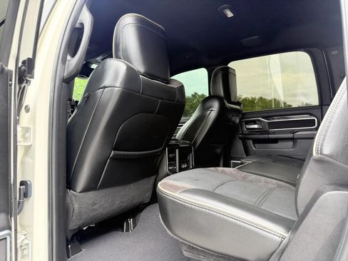 Used 2022 RAM 2500 Laramie AWD/4WD image 28