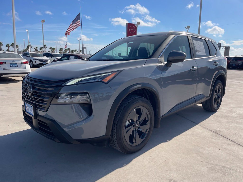 Certified 2026 Nissan Rogue SV FWD image 3