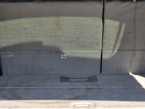 Used 2014 Lincoln Navigator L 2WD image 26
