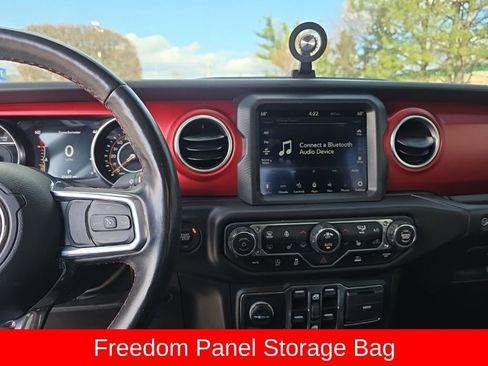 Used 2023 Jeep Gladiator Rubicon w/ Cold Weather Group AWD/4WD image 23