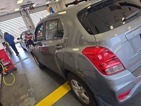 Used 2020 Chevrolet Trax LS w/ LPO, Protection Package FWD image 4