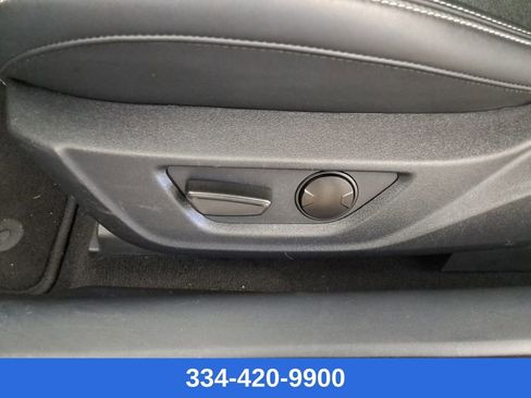 Used 2024 Ford Mustang Coupe image 19