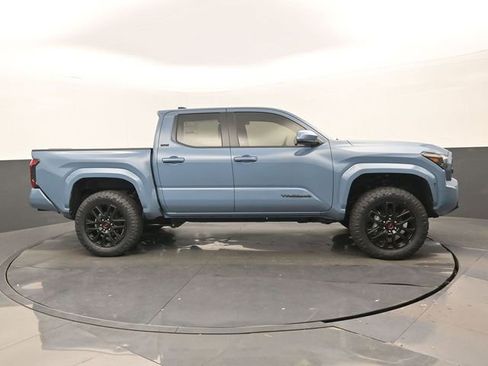 New 2026 Toyota Tacoma SR5 image 2