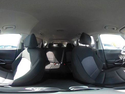 Used 2025 Kia Soul LX w/ LX Technology Package image 38