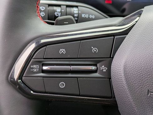 Used 2026 Chevrolet Equinox RS w/ Convenience Package III AWD/4WD image 17