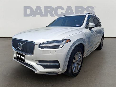 Used 2018 Volvo XC90 T6 Momentum w/ Convenience Package AWD/4WD image 3