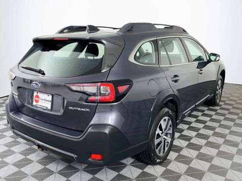 Used 2024 Subaru Outback AWD/4WD image 10