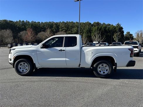 New 2026 Nissan Frontier S image 5