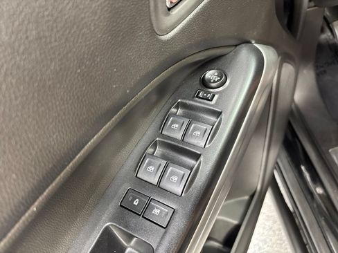 Used 2020 Chevrolet Colorado ZR2 w/ ZR2 Midnight Special Edition AWD/4WD image 33