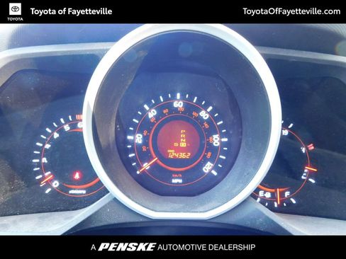 Used 2011 Toyota 4Runner Limited image 11