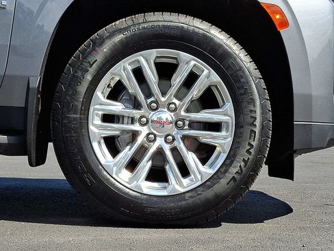 Used 2021 GMC Yukon XL SLT w/ SLT Premium Package AWD/4WD image 8