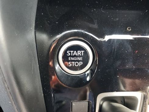 New 2025 Nissan Versa SV w/ Trunk Package image 20