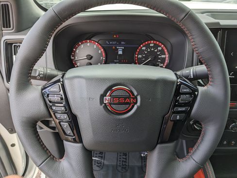 New 2026 Nissan Frontier PRO-4X w/ Pro-4x Convenience Package AWD/4WD image 34