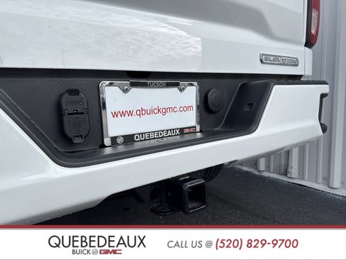 Used 2023 GMC Sierra 1500 Elevation image 10
