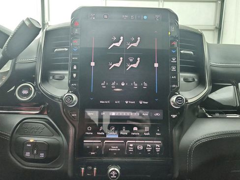 New 2026 RAM 2500 Limited image 19