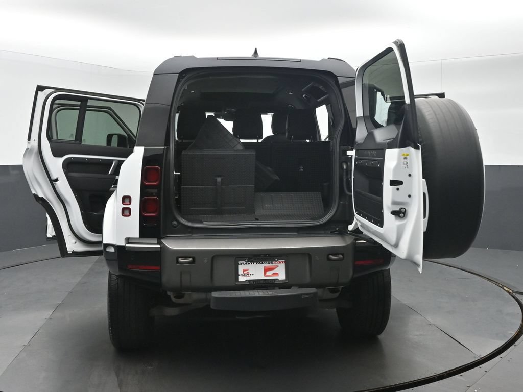 Used 2023 Land Rover Defender 110 X-Dynamic SE AWD/4WD image 44