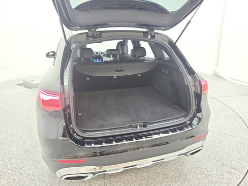 Certified 2025 Mercedes-Benz GLC 300 image 14
